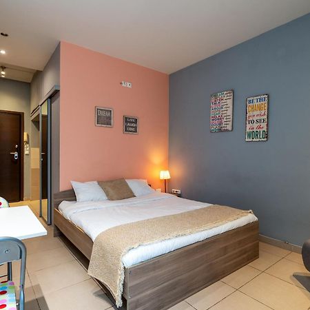 Ideally Located Apartment In Central Atenas Exterior foto