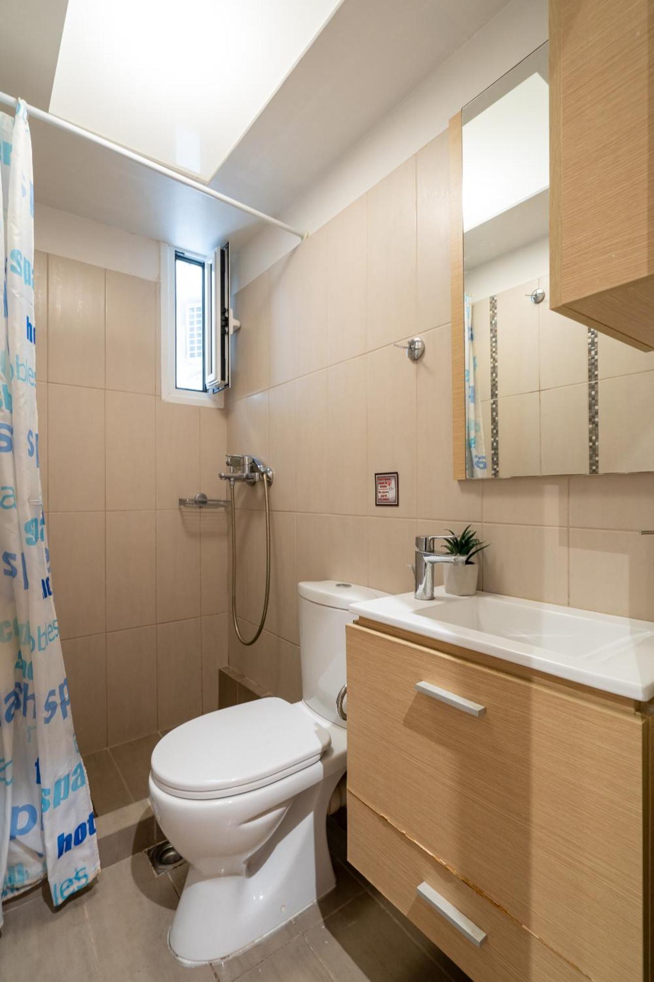 Ideally Located Apartment In Central Atenas Exterior foto