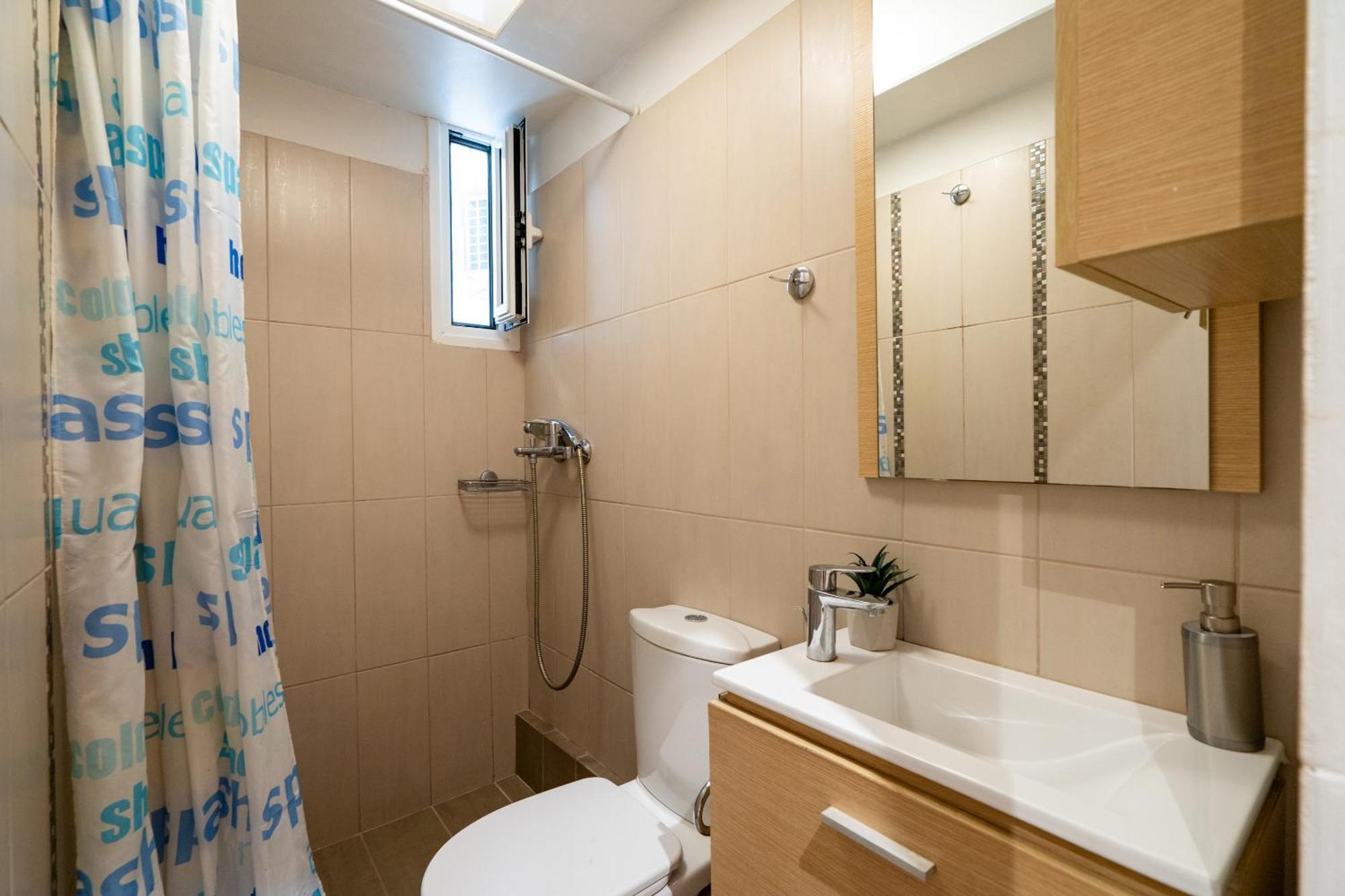 Ideally Located Apartment In Central Atenas Exterior foto